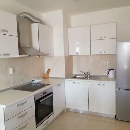 Apartman Toula * Μακάρσκα